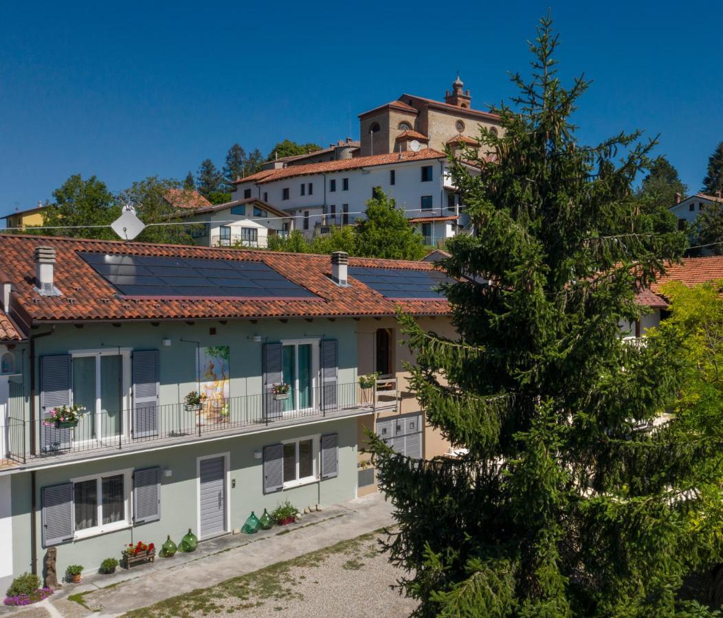 Moncrivel Rooms & Relax Benevello Екстер'єр фото