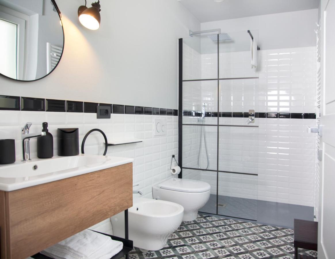 Moncrivel Rooms & Relax Benevello Екстер'єр фото