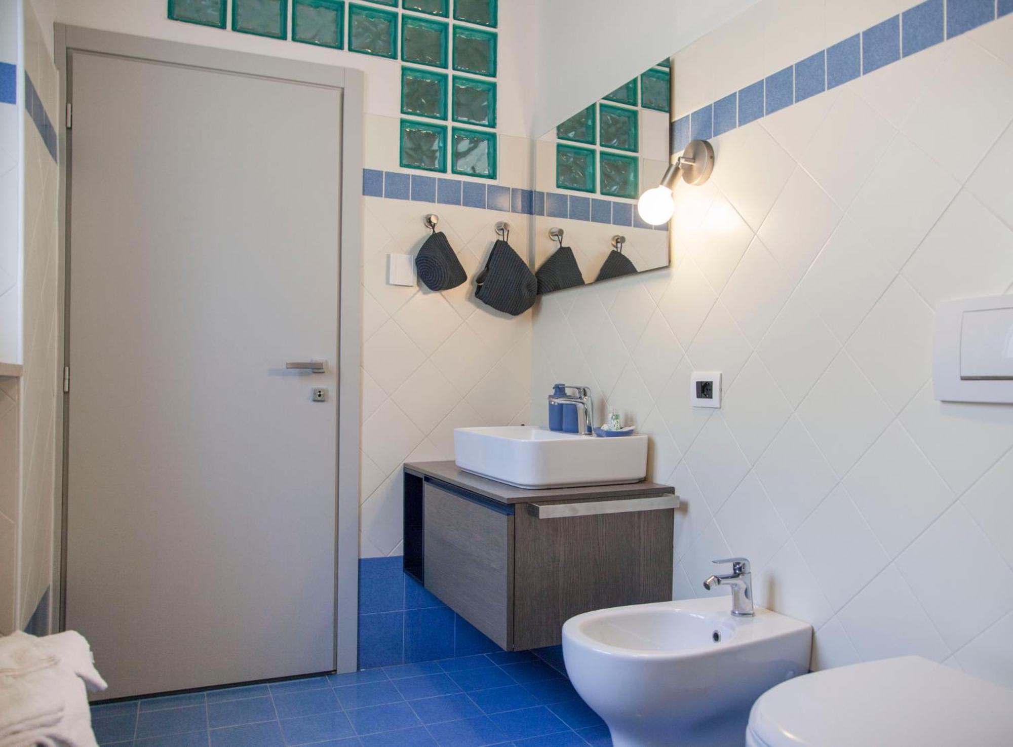 Moncrivel Rooms & Relax Benevello Екстер'єр фото