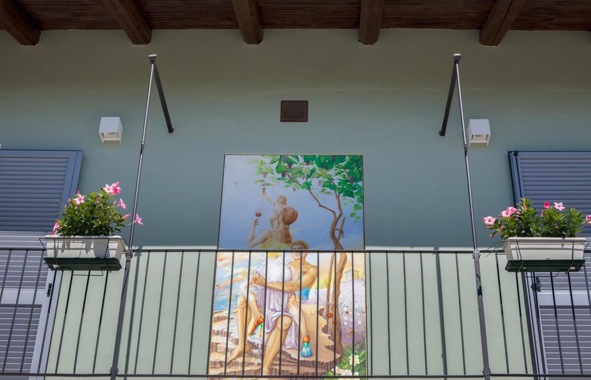 Moncrivel Rooms & Relax Benevello Екстер'єр фото