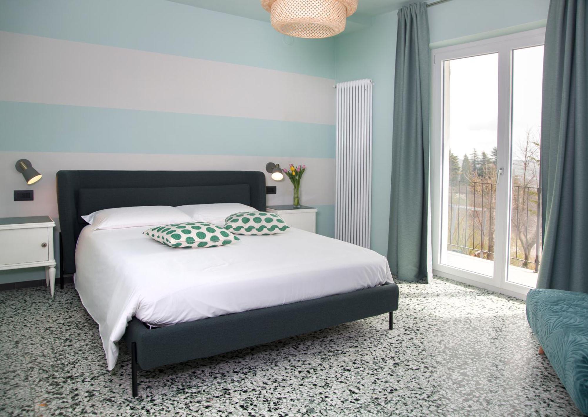 Moncrivel Rooms & Relax Benevello Екстер'єр фото